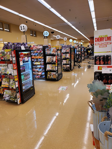 Giant Eagle Supermarket