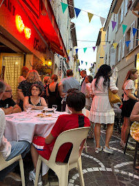 Atmosphère du Restaurant espagnol Restaurant l'Ecureuil Espagnol à Antibes - n°2