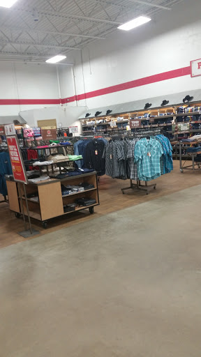 Home Improvement Store «Tractor Supply Co.», reviews and photos, 1011 Wal St STE 300, Longview, TX 75605, USA