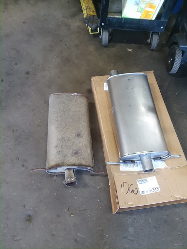 Auto Repair Shop «Penfield Service Center», reviews and photos, 691 Post Rd, Fairfield, CT 06824, USA