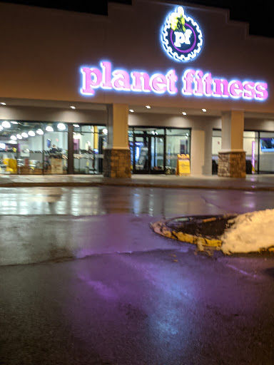 Gym «Planet Fitness», reviews and photos, 55 Crystal Ave Suite 402, Derry, NH 03038, USA