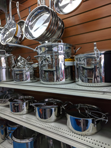 Department Store «Lot-less Closeouts», reviews and photos, 3155 Amboy Rd, Staten Island, NY 10306, USA
