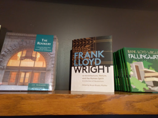 Book Store «Seminary Co-op Bookstore», reviews and photos, 5751 S Woodlawn Ave, Chicago, IL 60637, USA