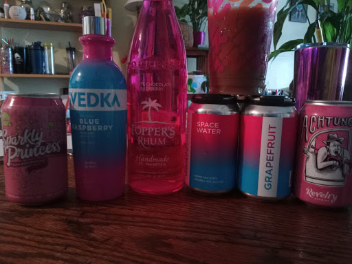 Liquor Store «Bottles Beverage Superstore», reviews and photos, 610 Coleman Blvd, Mt Pleasant, SC 29464, USA