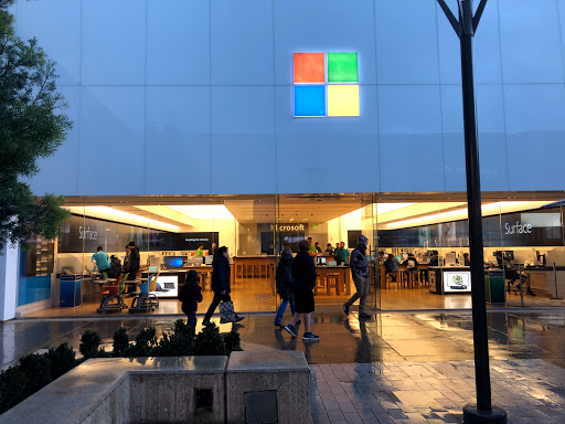 Computer Store «Microsoft Store - Stanford Shopping Center», reviews and photos, 186 Stanford Shopping Center, Palo Alto, CA 94304, USA