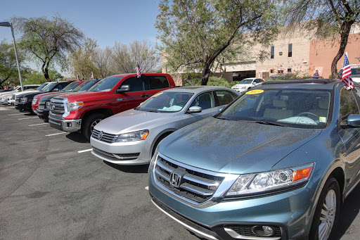 Used Car Dealer «Valley Motor Company Scottsdale», reviews and photos, 15816 N Greenway Hayden Loop, Scottsdale, AZ 85260, USA