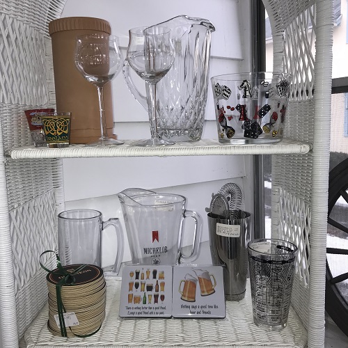 Consignment Shop «Anything Goes Consignment Furniture and Gifts», reviews and photos, 255 Hebron Ave, Glastonbury, CT 06033, USA