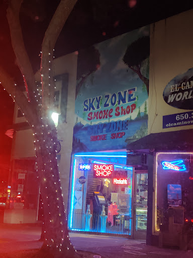 Tobacco Shop «Sky Zone Smoke Shop», reviews and photos, 2664 Broadway, Redwood City, CA 94063, USA