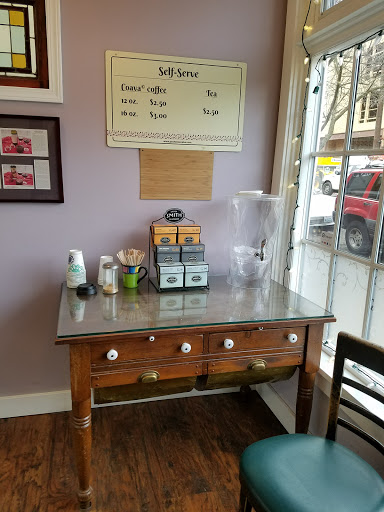 Wholesale Bakery «Portland Style Cheesecake & Dessert Co.», reviews and photos, 1232 SE Oak St, Portland, OR 97214, USA