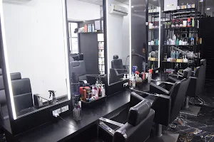 Raj Family Salon - Best Salon, Hair And Beauty Salon, Family Salon, Unisex Salon image