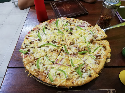 Flamingazos pizza