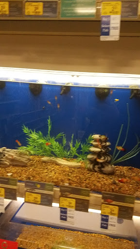 Pet Supply Store «PetSmart», reviews and photos, 1521 Golden Gate Plaza, Mayfield Heights, OH 44124, USA
