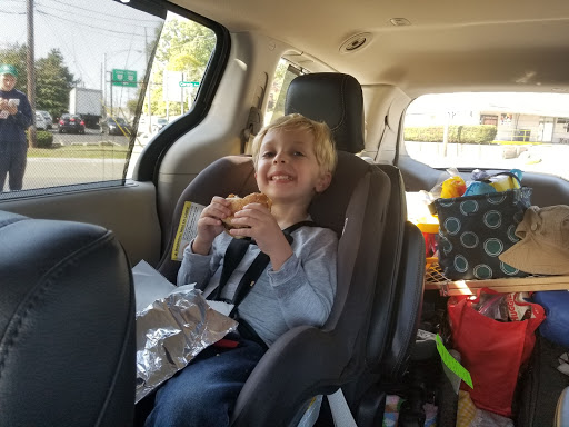 American Restaurant «Swensons (North Akron) Drive-In Restaurants», reviews and photos, 658 E Cuyahoga Falls Ave, Akron, OH 44310, USA