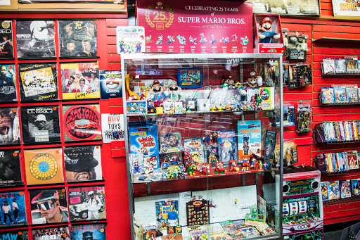 Trading cards shops in Columbus