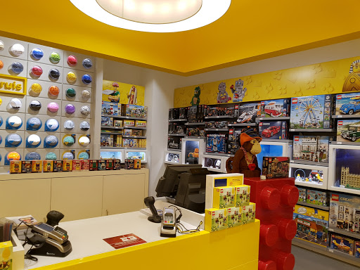 The LEGO® Store Fairview Pointe Claire