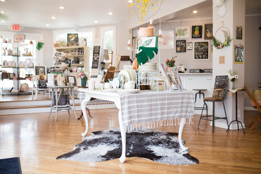 Gift Shop «Lily & Val Flagship Store», reviews and photos, 5900 Ellsworth Ave, Pittsburgh, PA 15232, USA