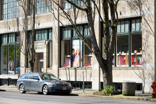 Baby Clothing Store «Hanna Andersson», reviews and photos, 327 NW 10th Ave, Portland, OR 97209, USA