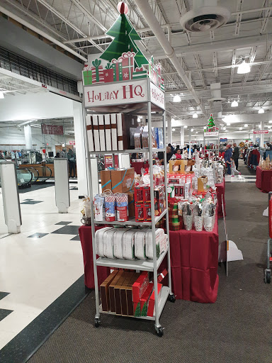 Clothing Store «Burlington Coat Factory», reviews and photos, 6200 Greenbelt Rd, Greenbelt, MD 20770, USA