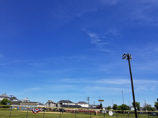 Park «Kelly Park», reviews and photos, S Main St & Globe St, Fall River, MA 02724, USA