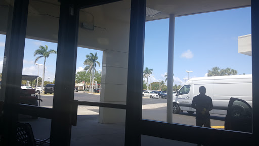 Car Dealer «Lauderdale INFINITI», reviews and photos, 900 E Sunrise Blvd, Fort Lauderdale, FL 33304, USA