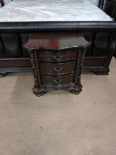 Furniture Store «Furniture & Mattress Discount King», reviews and photos, 1266 Manheim Pike, Lancaster, PA 17601, USA