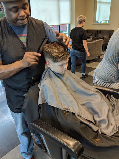 Barber Shop «Uncle Classic Barbershop», reviews and photos, 1560 W McEwen Dr #150, Franklin, TN 37067, USA