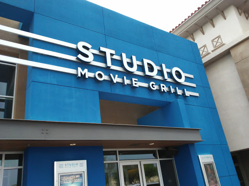 Movie Theater «Studio Movie Grill», reviews and photos, 15515 N Hayden Rd, Scottsdale, AZ 85260, USA