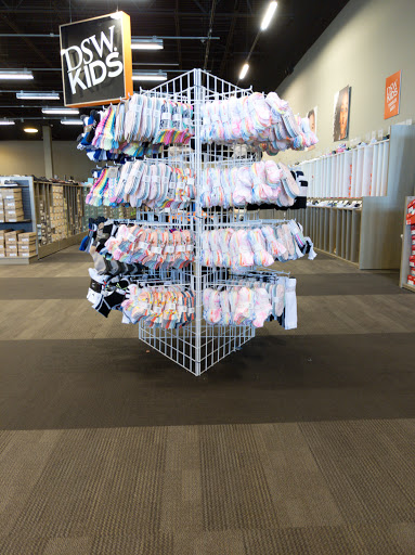 Shoe Store «DSW Designer Shoe Warehouse», reviews and photos, 21001 North Tatum Boulevard, Phoenix, AZ 85050, USA