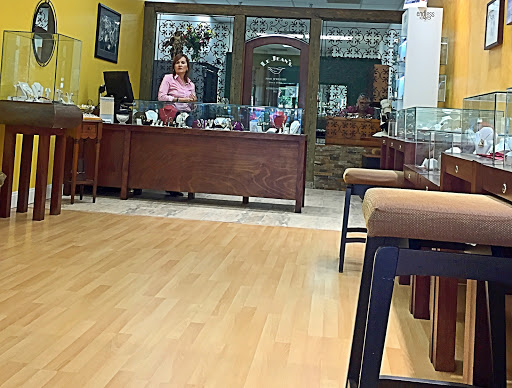 Jeweler «LeJeans Jewelers», reviews and photos, 931 N State Rd 434 Suite 1205, Altamonte Springs, FL 32714, USA