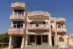 Hotel Sundram Palace image