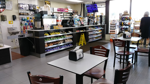 Convenience Store «Downstairs», reviews and photos, 5665 NW 36th St, Miami Springs, FL 33166, USA
