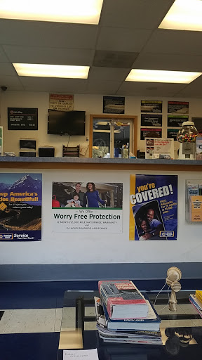 Auto Repair Shop «Federal Way Automotive & Radiator», reviews and photos, 8116 Pacific Hwy E, Tacoma, WA 98422, USA