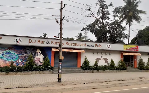 DJ Bar And Family Restaurant image