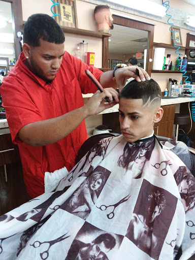 Barber Shop «Tampa legends Barbershop Llc», reviews and photos, 6751 N Armenia Ave #1, Tampa, FL 33604, USA