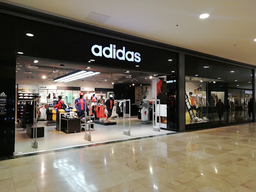 adidas Store Monterrey, Plaza Fiesta San Agustin - Sportswear store in  Monterrey, Mexico 