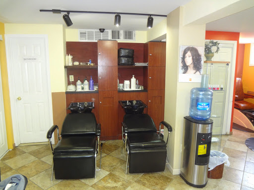 Hair Salon «New Look Hair Salon», reviews and photos, 627 University Blvd E, Silver Spring, MD 20901, USA