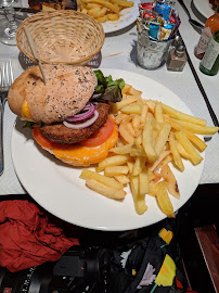 Hamburger du Restaurant français L'Anvers du Décor à Paris - n°4