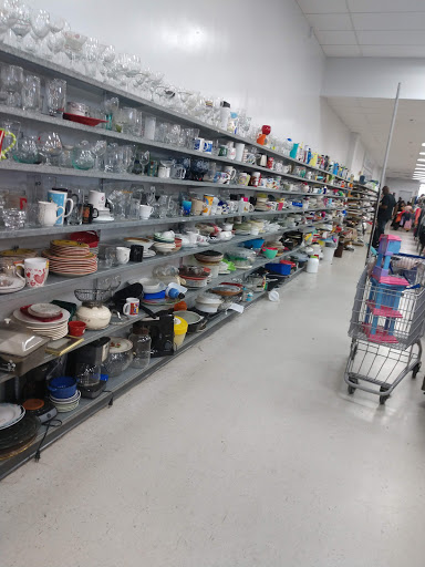 Thrift Store «Thrift World of Dallas», reviews and photos, 3046 Forest Ln # 100, Dallas, TX 75234, USA