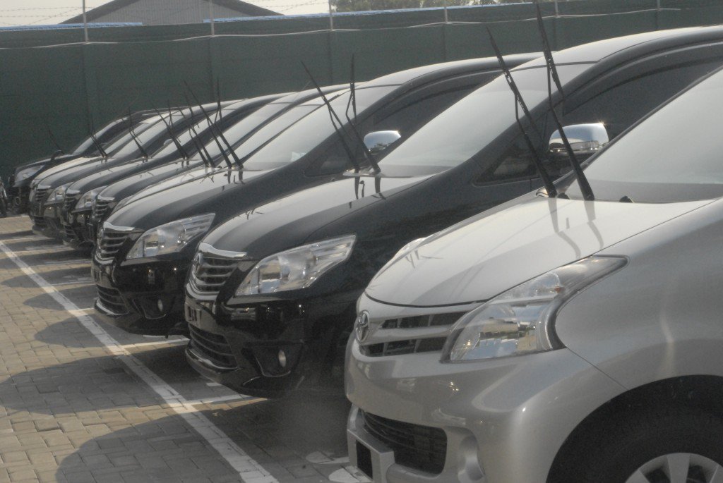Jogja Rent Car | Yogyakarta Car Rental To Borobudur Tour Photo