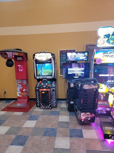 Movie Theater «Frank Theatres Spring Lane Stadium 10», reviews and photos, 1351 Douglas Dr, Sanford, NC 27330, USA