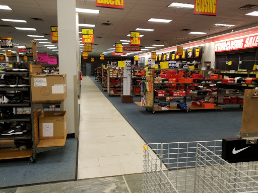 Shopping Mall «Gateway Shopping Center», reviews and photos, 1030 U.S. 9, Parlin, NJ 08859, USA