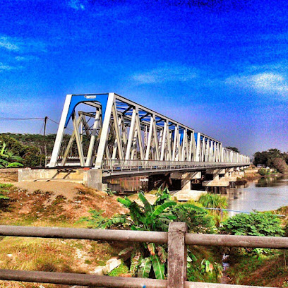 Jembatan Serayu Maos Cilacap
