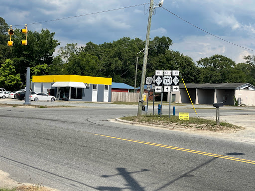 Grocery Store «Piggly Wiggly Supermarket», reviews and photos, 44 S Ingold Ave, Garland, NC 28441, USA