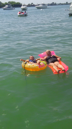 Marina «MacRay Harbor», reviews and photos, 30675 N River Rd, Harrison Charter Township, MI 48045, USA