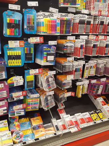 Office Supply Store «Staples», reviews and photos, 2636 N Kansas Expy, Springfield, MO 65803, USA