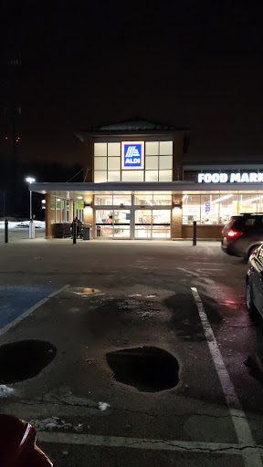 Supermarket «ALDI», reviews and photos, 371 E Aurora Rd, Northfield, OH 44067, USA
