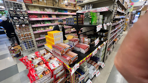 Shopping Mall «Weller Court», reviews and photos, 123 Astronaut E S Onizuka St, Los Angeles, CA 90012, USA