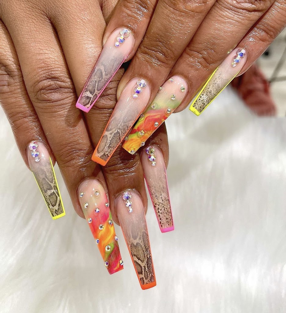 J Nails 30213