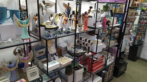 Christian Book Store «New Life Christian Book Store», reviews and photos, 13911 Queens Blvd, Jamaica, NY 11435, USA