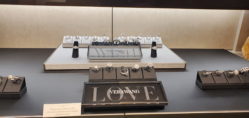 Jewelry Store «Jared The Galleria of Jewelry», reviews and photos, 195 Old Country Rd, Carle Place, NY 11514, USA